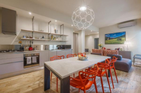 Lucy Florence charming modern apartment near Piazza della Libertà
